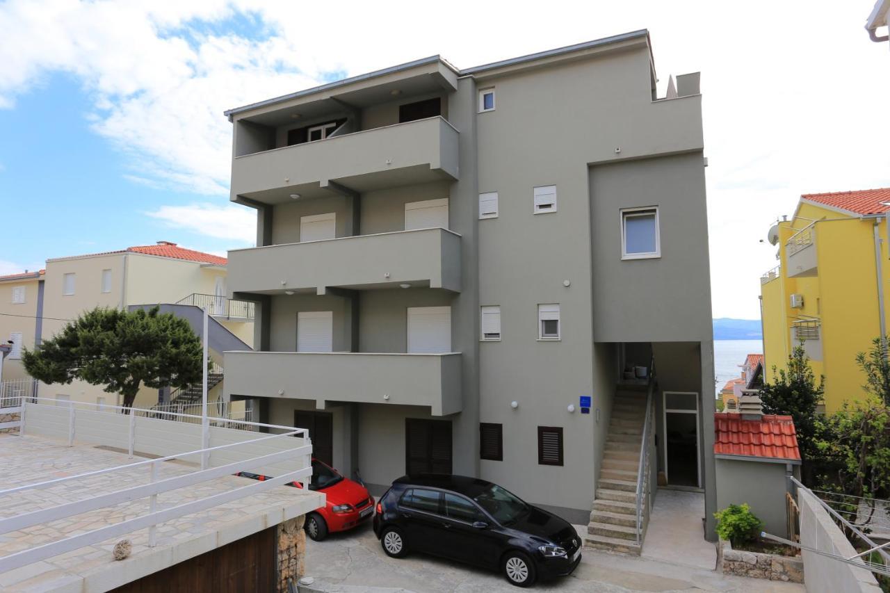 Apartments By The Sea Nemira, Omis - 17039 Tice المظهر الخارجي الصورة