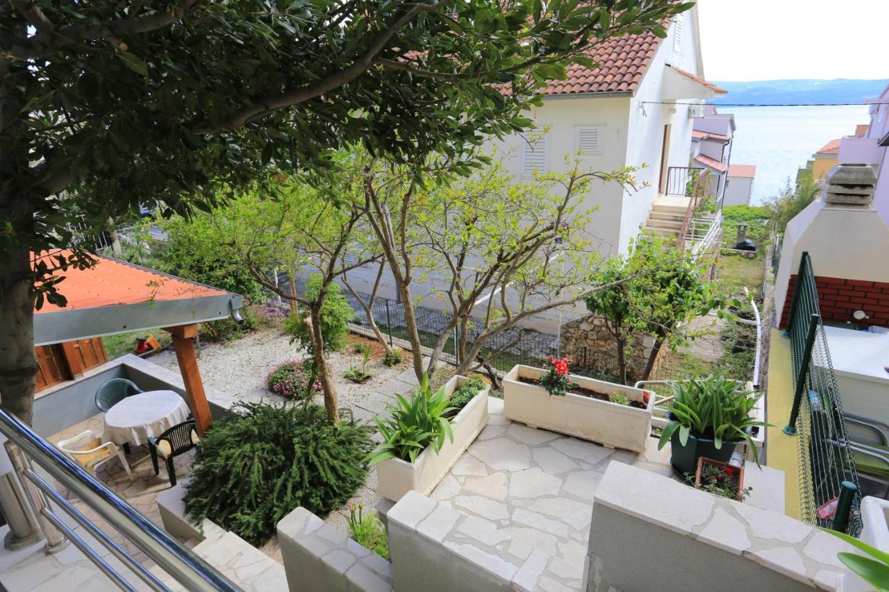 Apartments By The Sea Nemira, Omis - 17039 Tice المظهر الخارجي الصورة