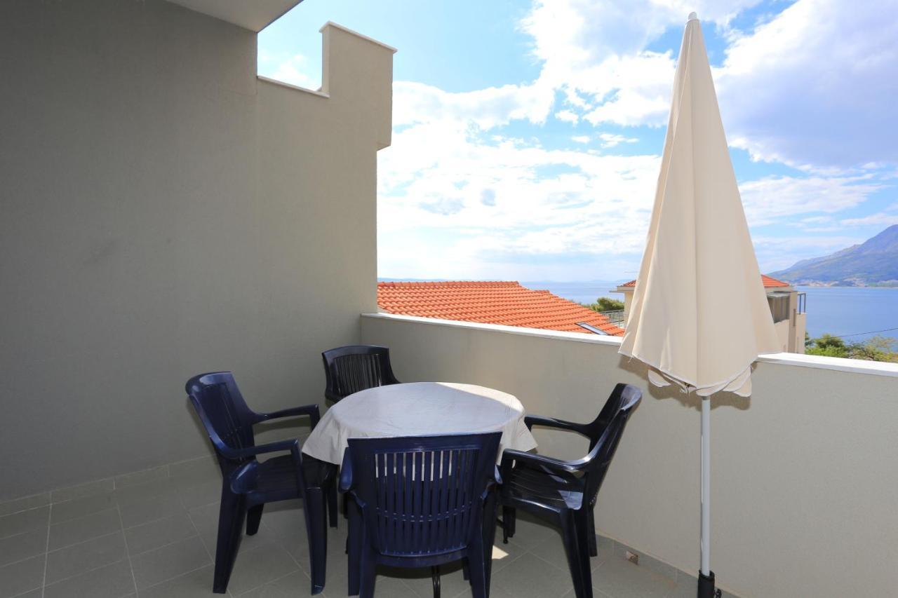 Apartments By The Sea Nemira, Omis - 17039 Tice المظهر الخارجي الصورة