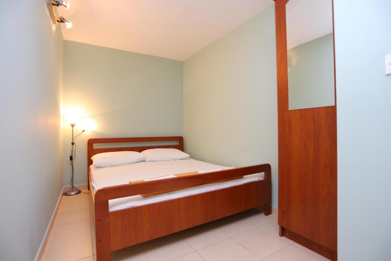 Apartments By The Sea Nemira, Omis - 17039 Tice المظهر الخارجي الصورة