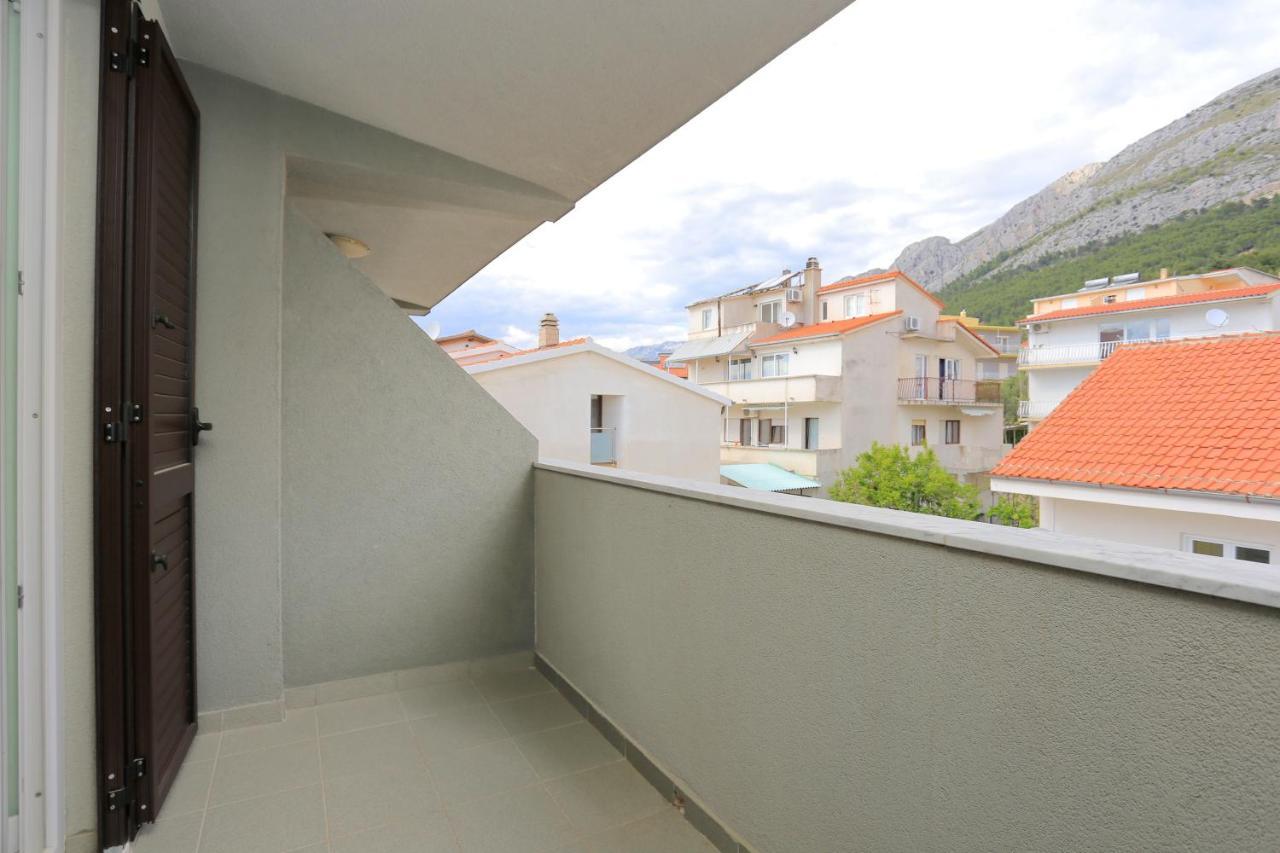 Apartments By The Sea Nemira, Omis - 17039 Tice المظهر الخارجي الصورة